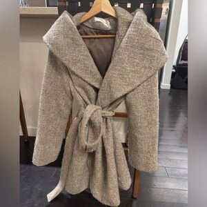 Insanely gorgeous Tahari Coat- Soft Bouclé Wrap Coat - Taupe (large)